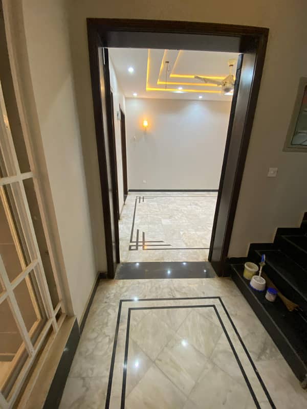 Ten Marla Non-Furnished Brand New Upper Portion Available For Rent In Bahria Town, Lahore. 7