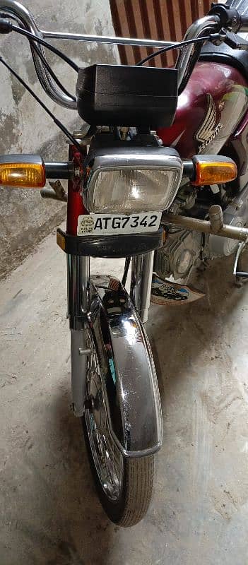 Honda CD 70 22model 7