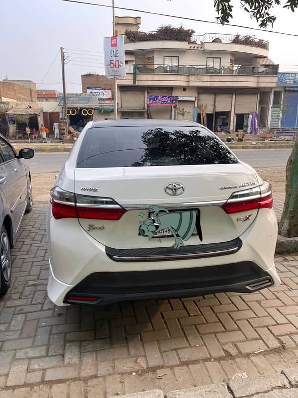 Toyota Corolla Altis Grande X 2019 1