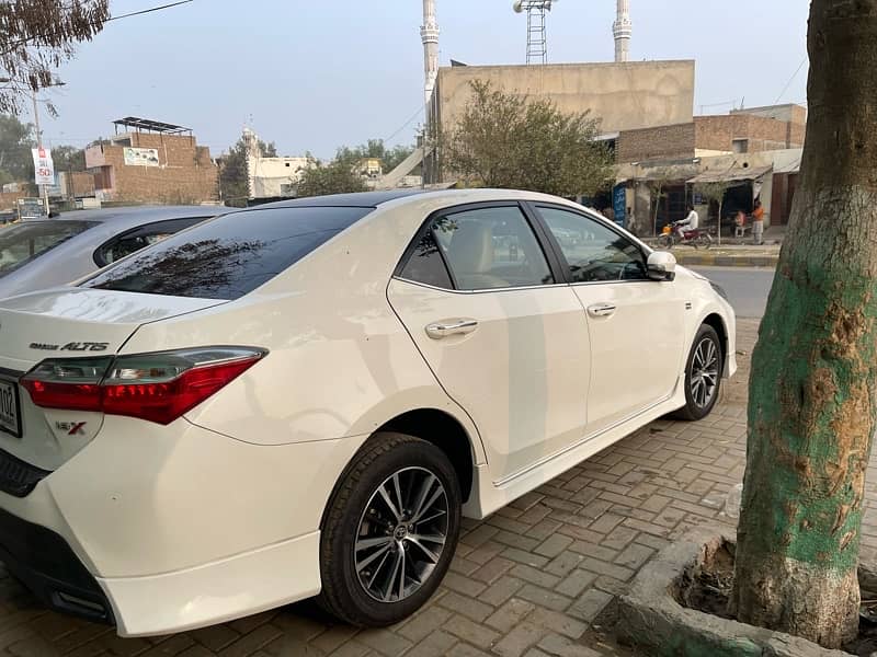 Toyota Corolla Altis Grande X 2019 8