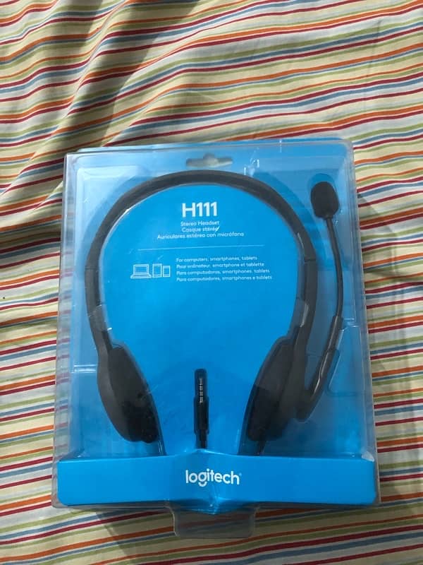 logitech headphone H111 0