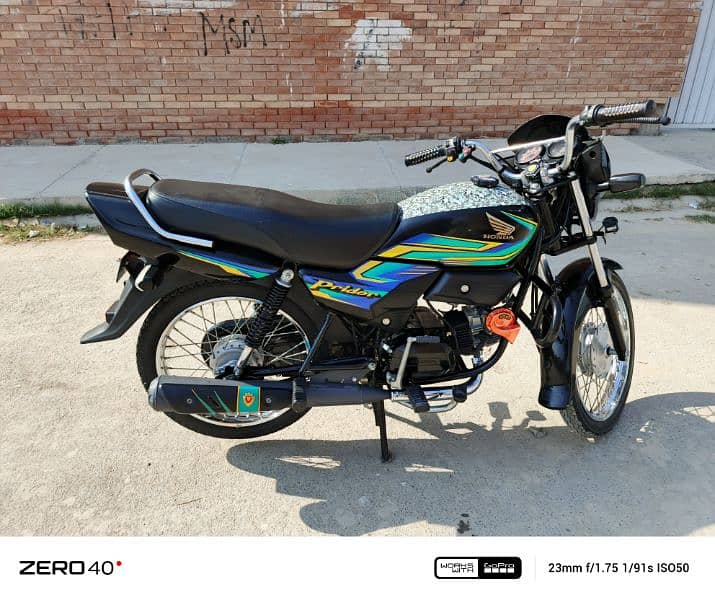 Honda Pridor color black Neat and clean one hand used 170k Final 1