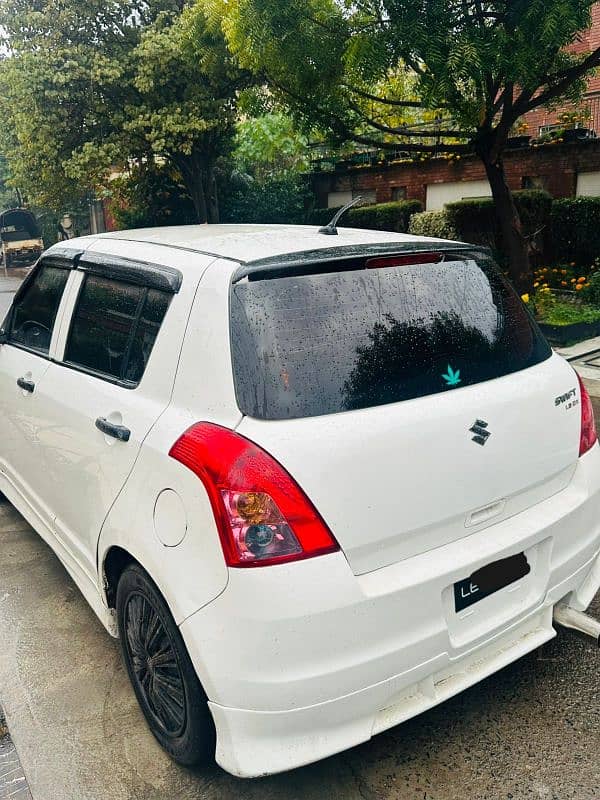 Suzuki Swift 2012 4