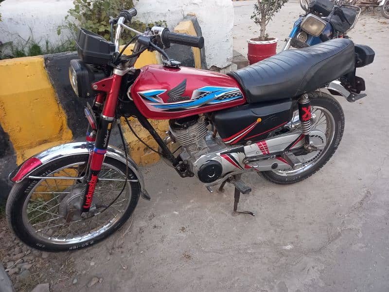 Honda cg 125 2010 model 0