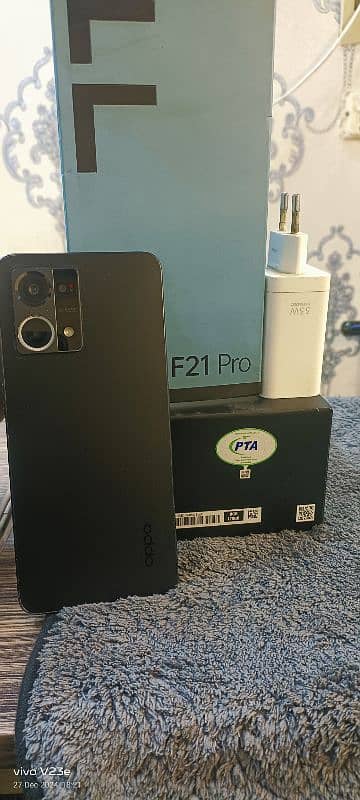 f21 pro with complete box charger 0/3/0/0/8/4/1/7/8/0/2 11