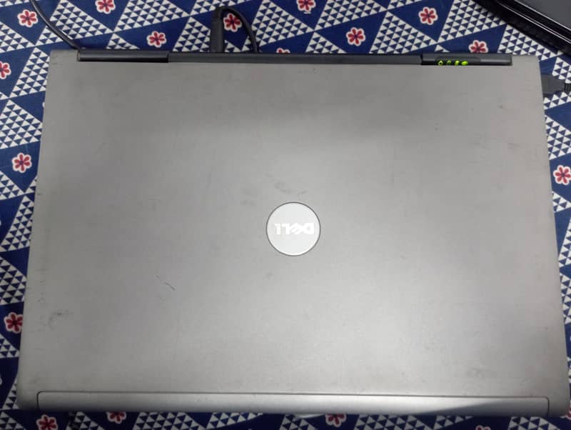 Dell D650 Laptop 0