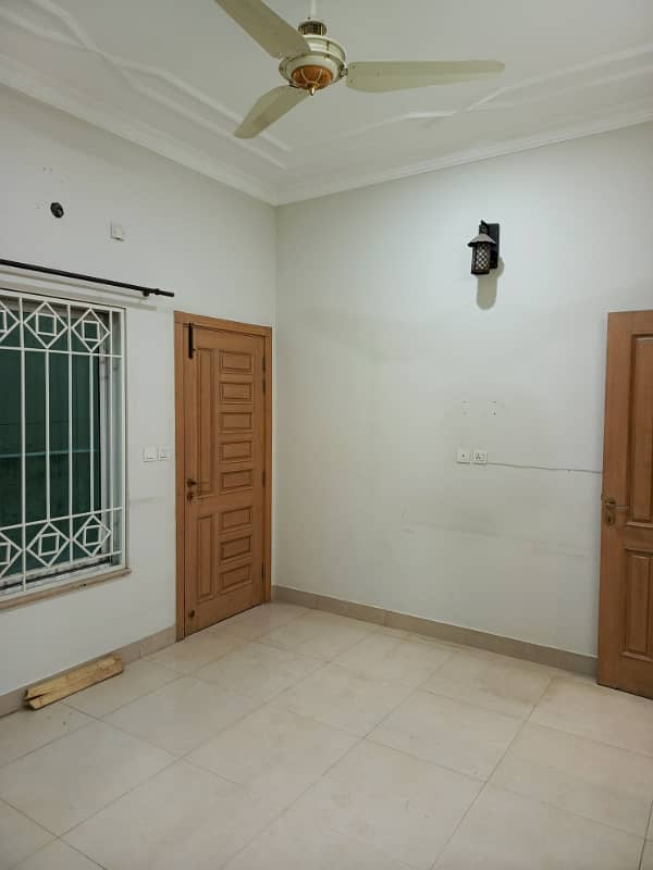 35*70 Ground floor for rent in G-13 7