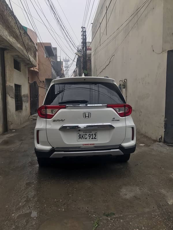 Honda BR-V 2022 6