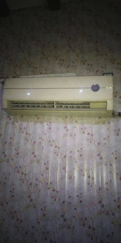 no repair Gree Ac 1ton room ma fit ha check karwa k phr lijiye 0