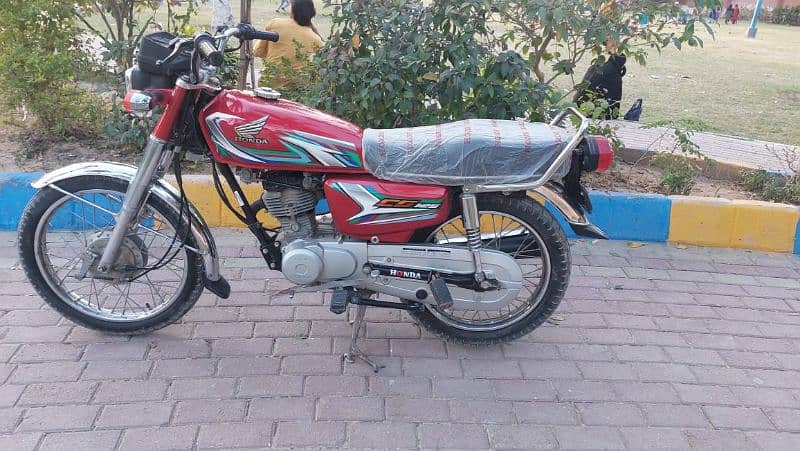 Honda 125 2023 model 4