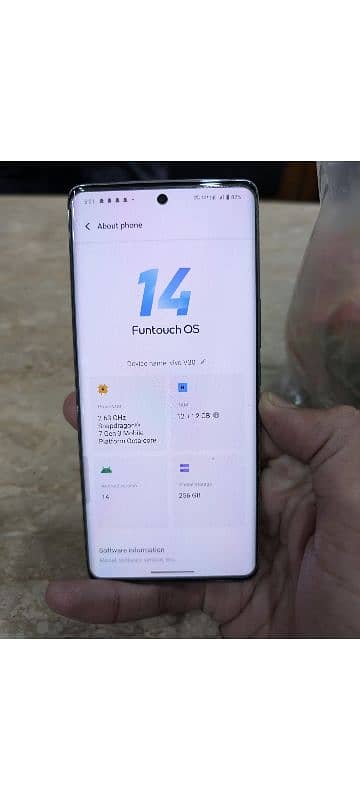 vivo v30 3