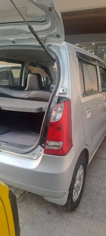 Suzuki Wagon R 2018 8