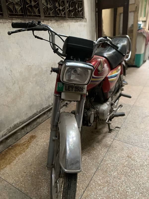 HONDA CD 70 2015 MODEL GOOD CONDITION 3