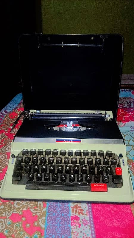 type writer 2