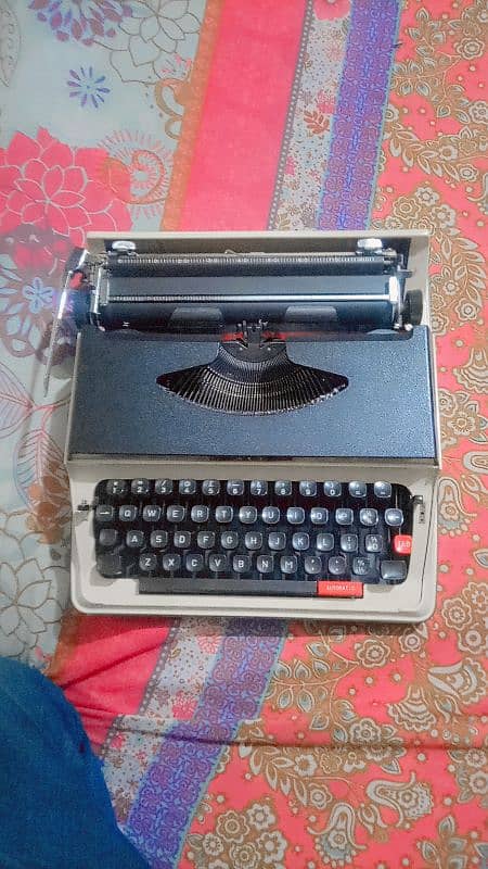 type writer 4