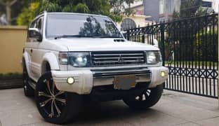 Mitsubishi Pajero 1994