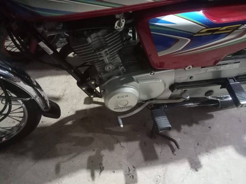 Honda CG 125 sari bike thk h koi km ni hone wala 1