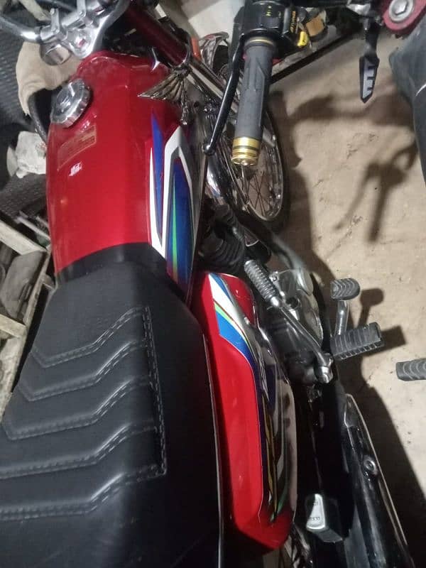 Honda CG 125 sari bike thk h koi km ni hone wala 6