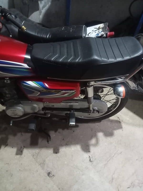 Honda CG 125 sari bike thk h koi km ni hone wala 7