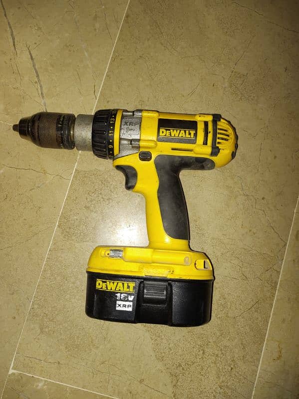 DeWalt 18volt XRP cordless drill machine 1