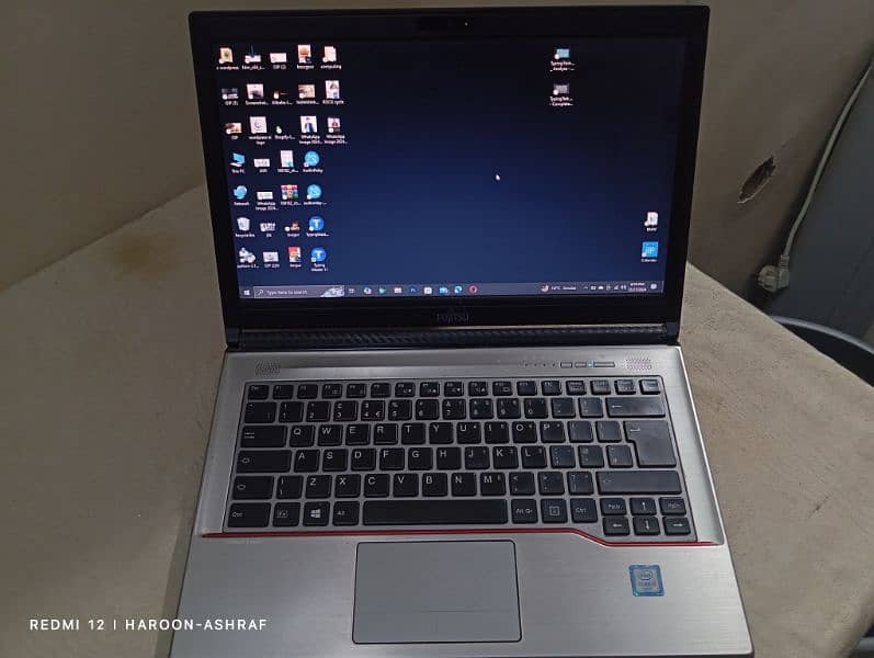 Fujitsu LifeBook 746 4