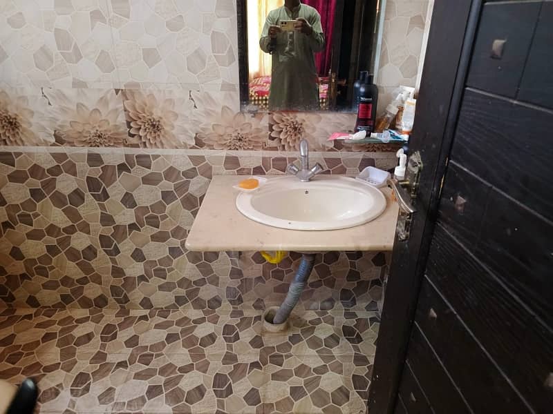 2 Marla Brand New Flat For Rent Johar Town 9