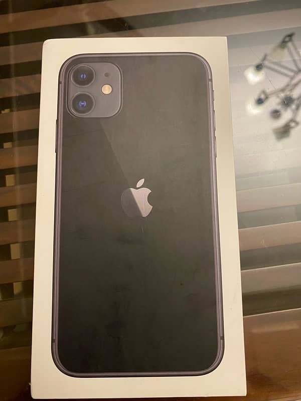 iPhone 11 pta approved 64GB with complete box 2