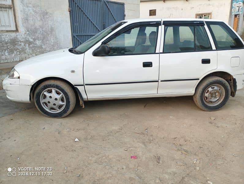 Suzuki Cultus 2005 3