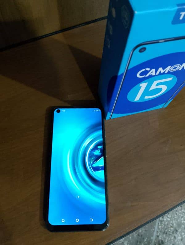 Cammon 15 4GB 64GB 0