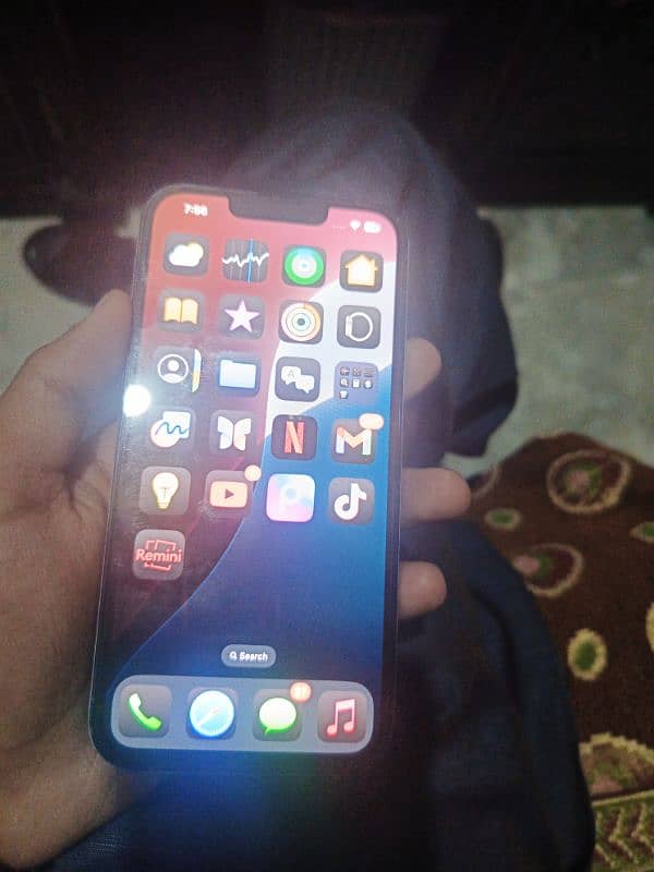 Iphone 13 pro 4