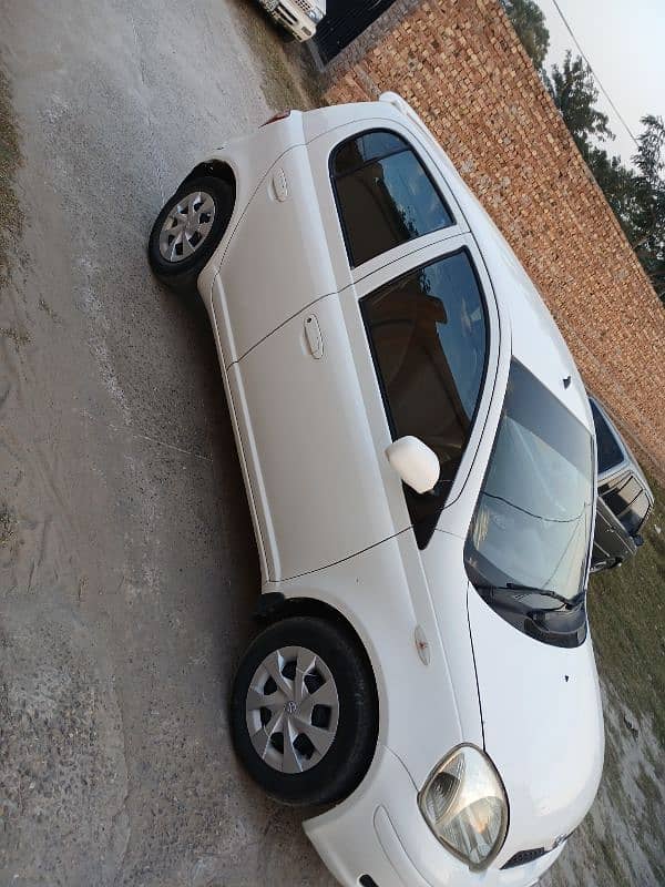 Toyota Vitz 2002/2006 4