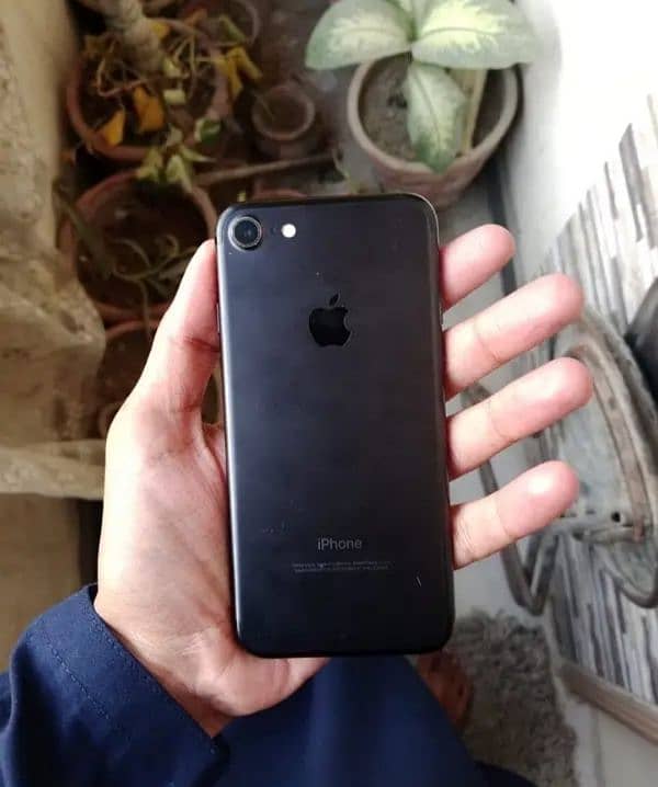 iPhone 7 PTA approved JV 128gb 0