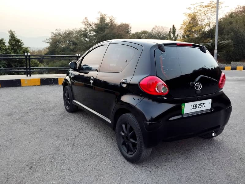 Toyota Aygo 2006/2013 is in Immaculate Condition 3