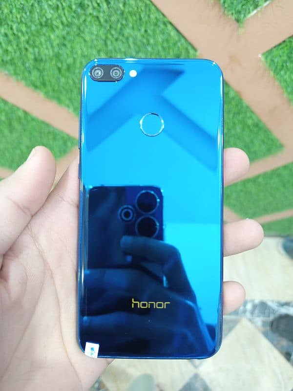 Honor 9N 5