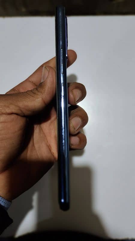 Vivo v21e (8+8) 128Gb  lush condition complete Box 1