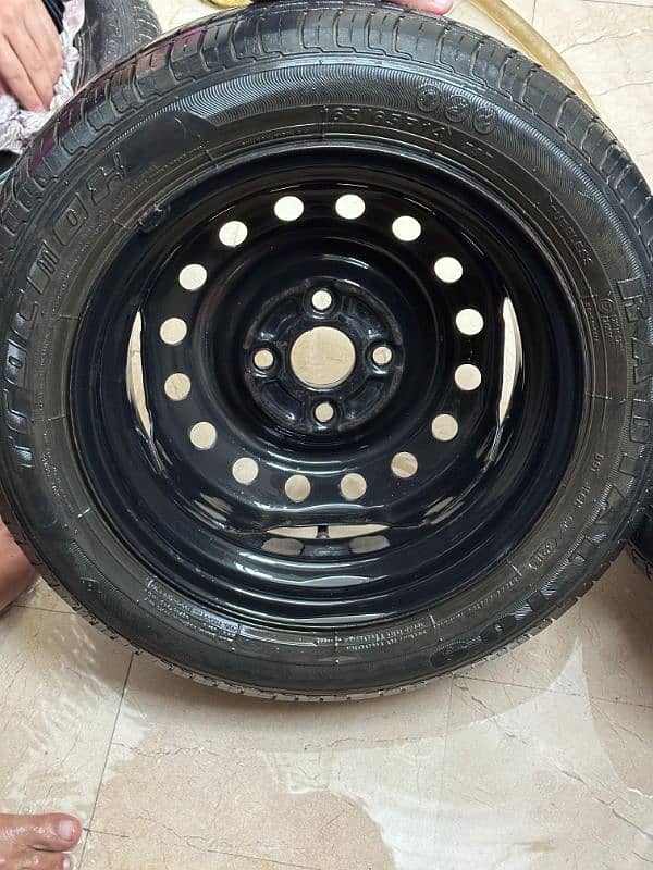 tyre for sale cultus, wagon R All japanese 660cc 2