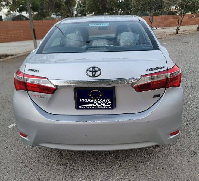 Toyota Corolla GLI 2016 10