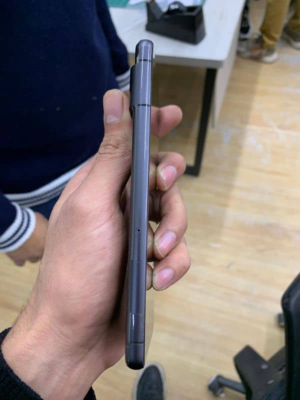 Google Pixel 7 8/128 black colour fresh 1