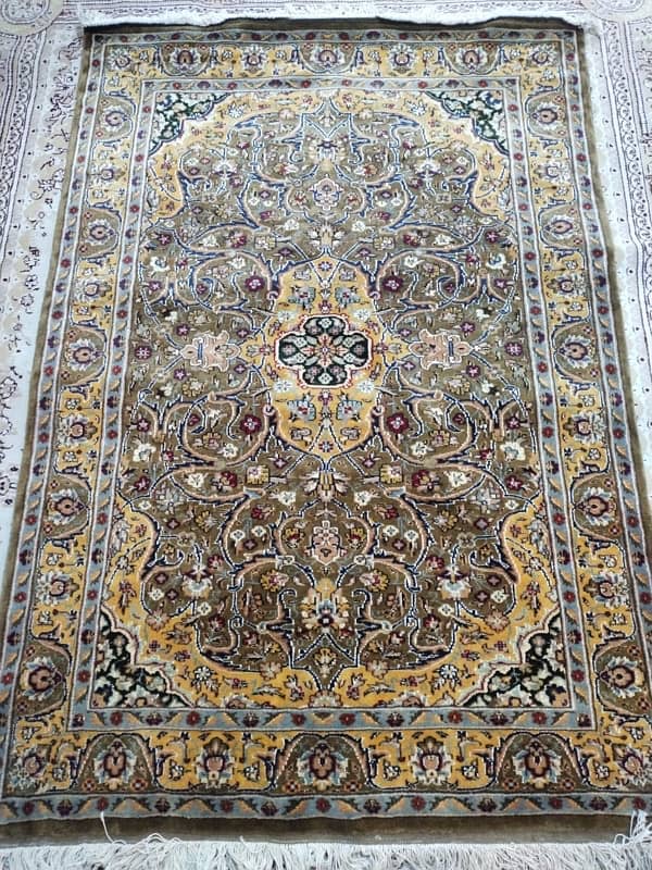 persian design rug 0