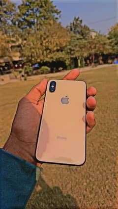 iphone xs 64 gb non PTA Golden color water pack