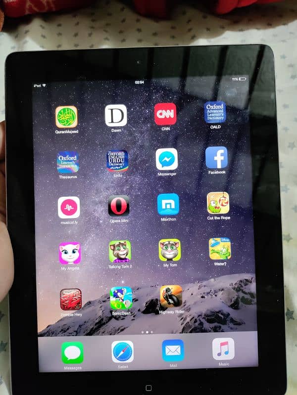 iPad (paid games and apps installed) 1