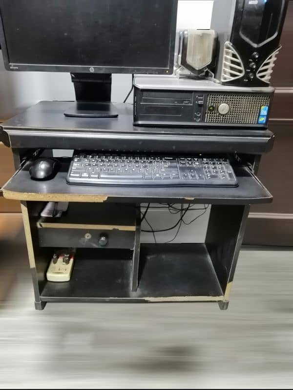 computer Table For Sale 0