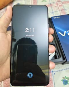 Vivo V20 8+4/128gb  With Complete Box