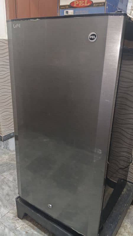 Pel room fridge for sale 4