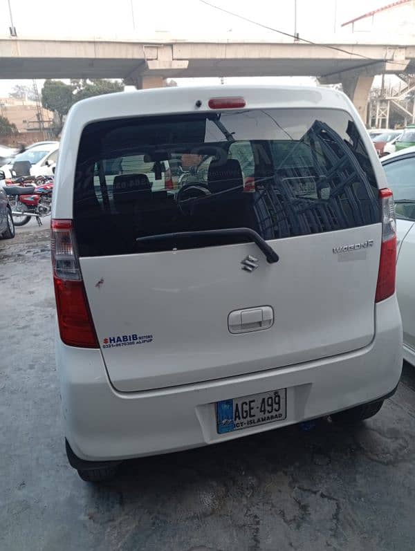 Suzuki Wagon R 2014 1