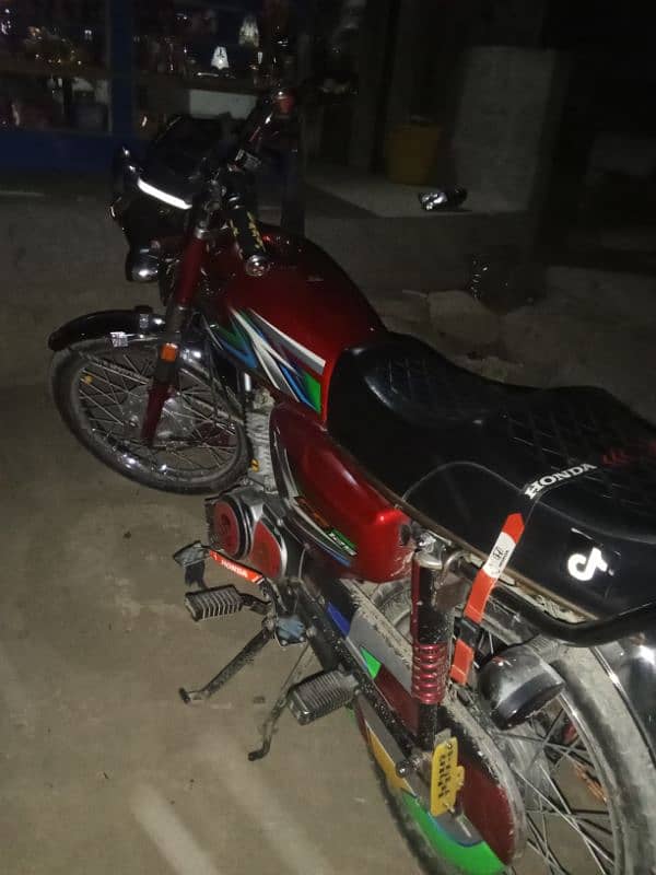 HONDA125 4