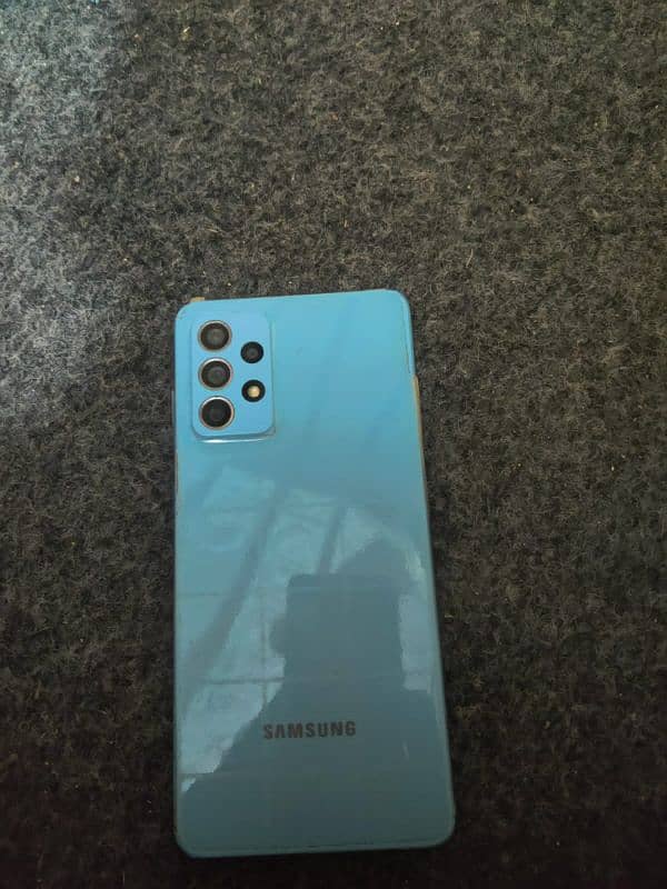 Samsung galaxy A72   8/128 0