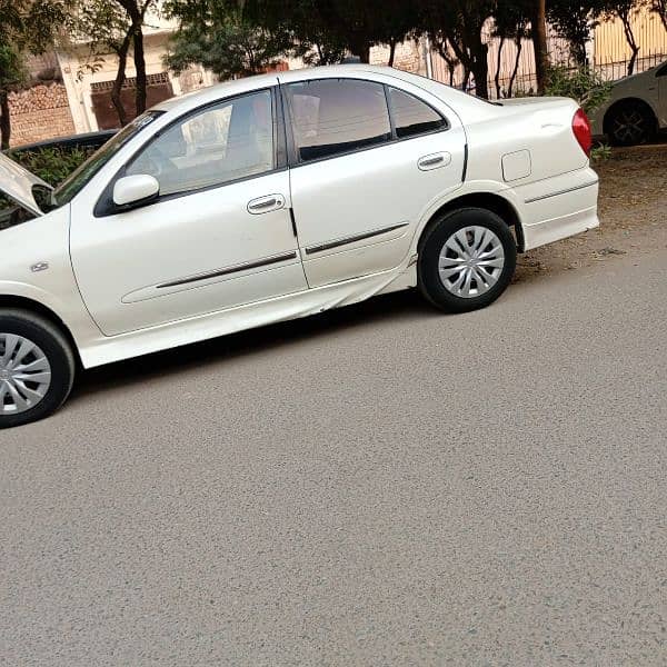 Nissan Sunny 2005 5