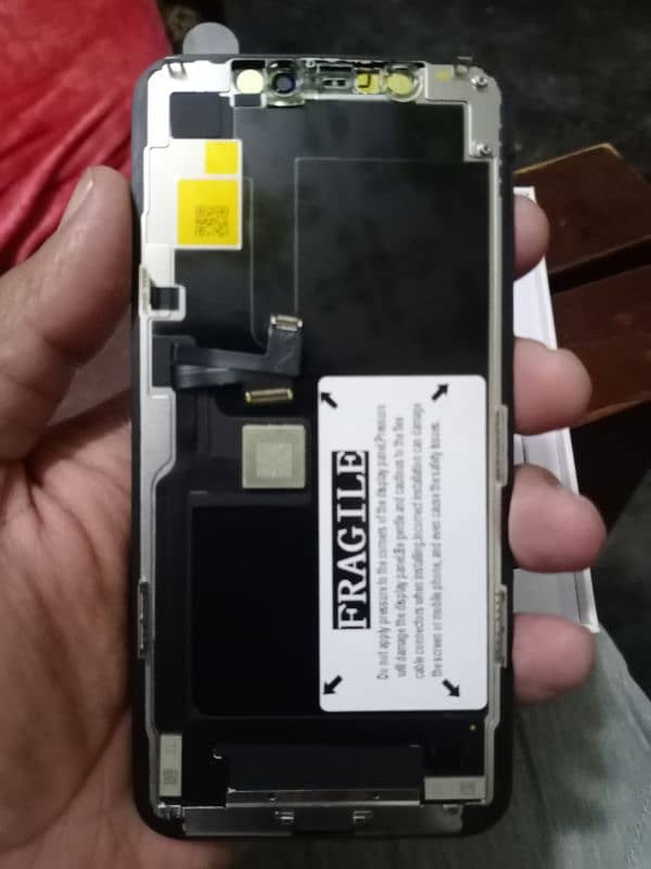 iphone 11 pro LCD pannel 1