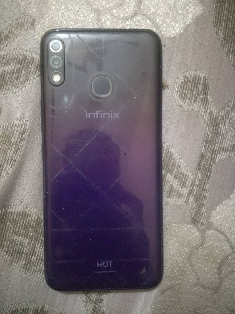 Infinix hot 8 lite 2/32 1